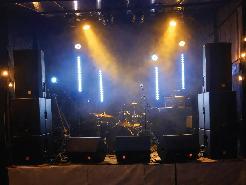 Skaņu un gaismu tehnika pasākumam